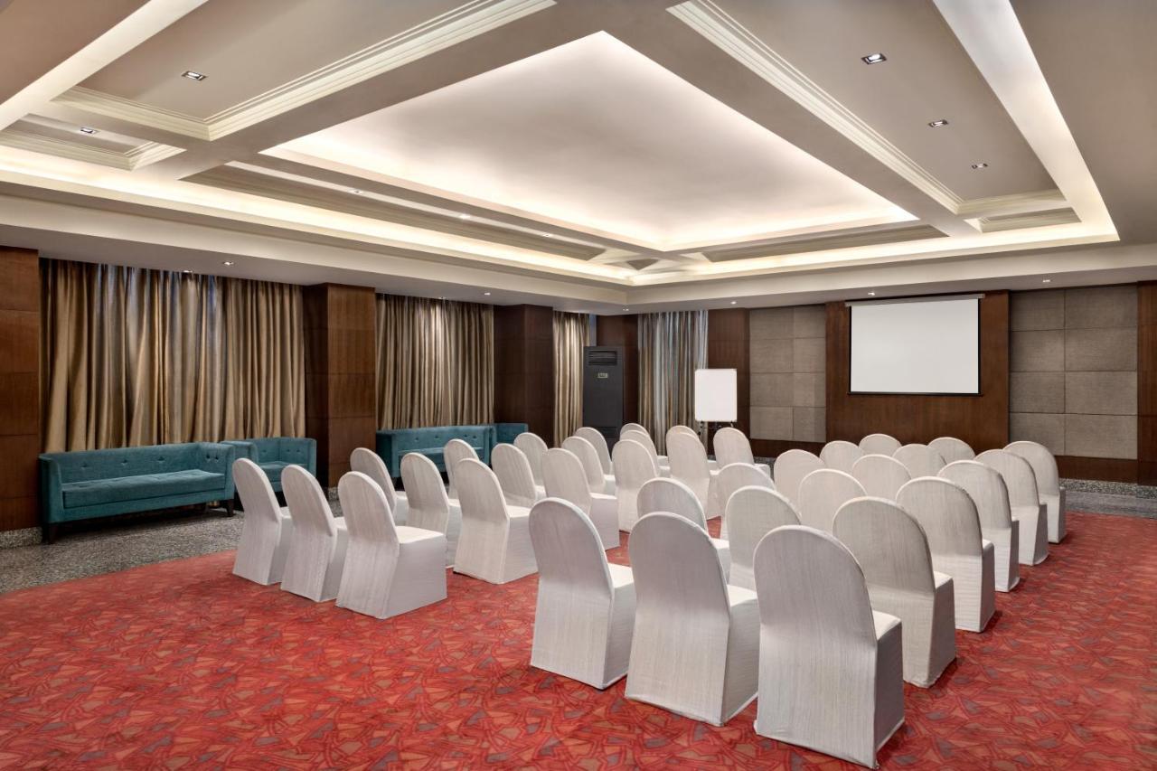 Ramada By Wyndham North होटल Jaipur
